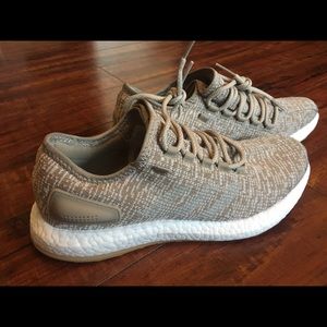 Adidas PureBoost Men’s running shoes Size 9.5